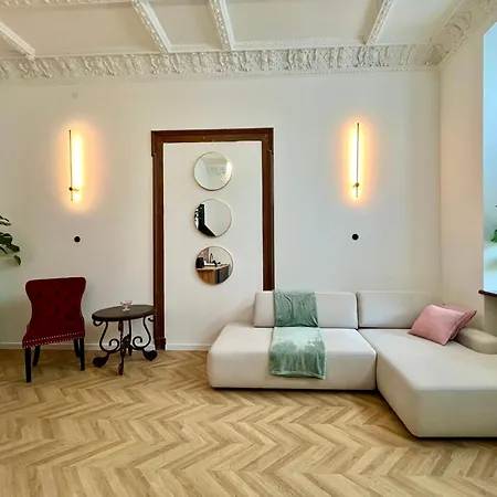 Apartment Stacja Piotrkowska 82 No1